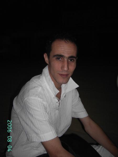 regarde bien Karim lartist ou Picasso 8..