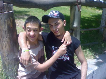 Moi et hichem louzooooo