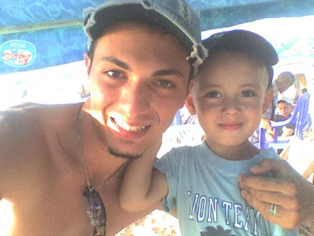 Hamoudi mon neveux,, une copie a moi...
