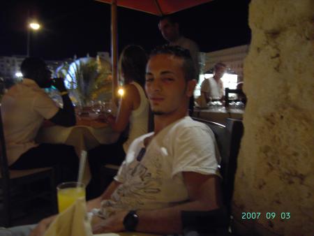 a vrais dire ya pas mieux ke couscous algerien ...